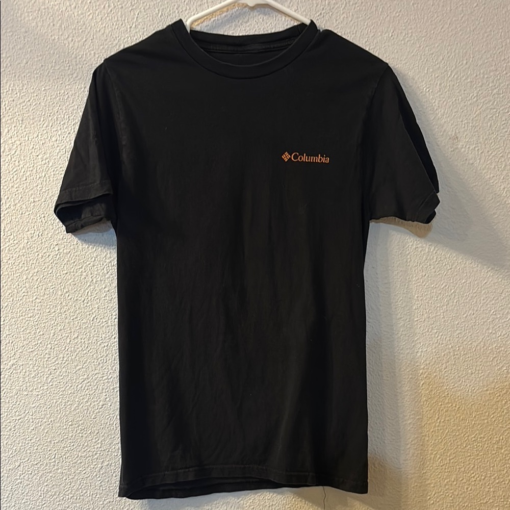 Columbia Men's Black T-Shirt size small